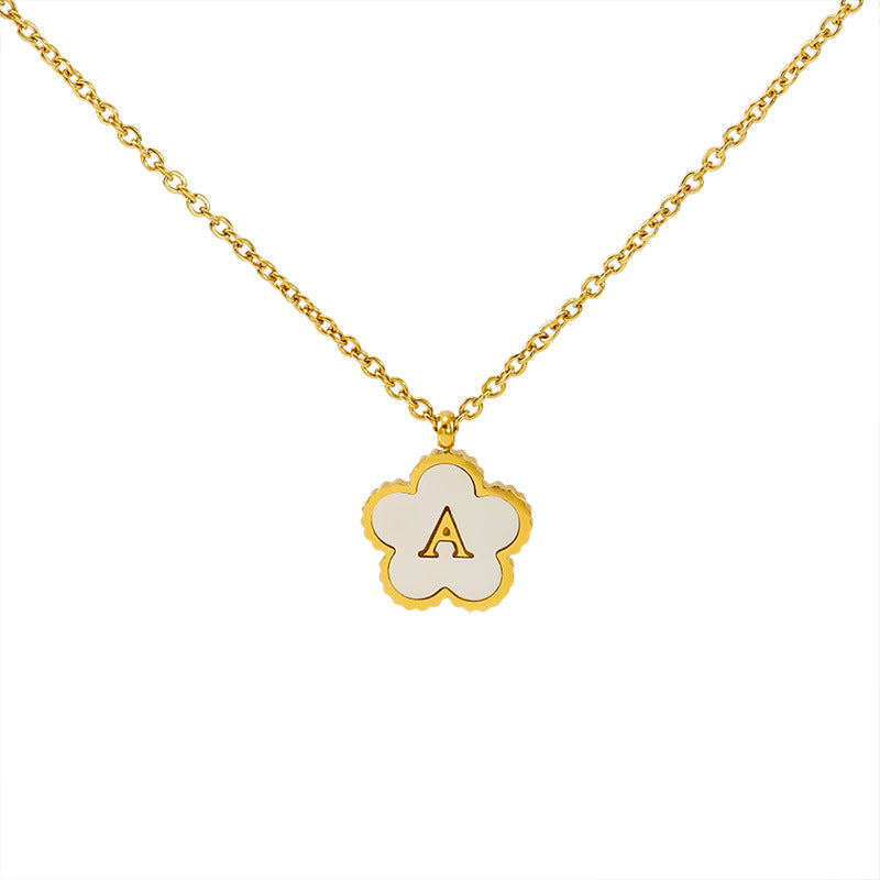 Titanium Steel Five-Petal Flower 18K 26-Letter Shell Pendant Necklace Personalized Initial A B C D Jewelry