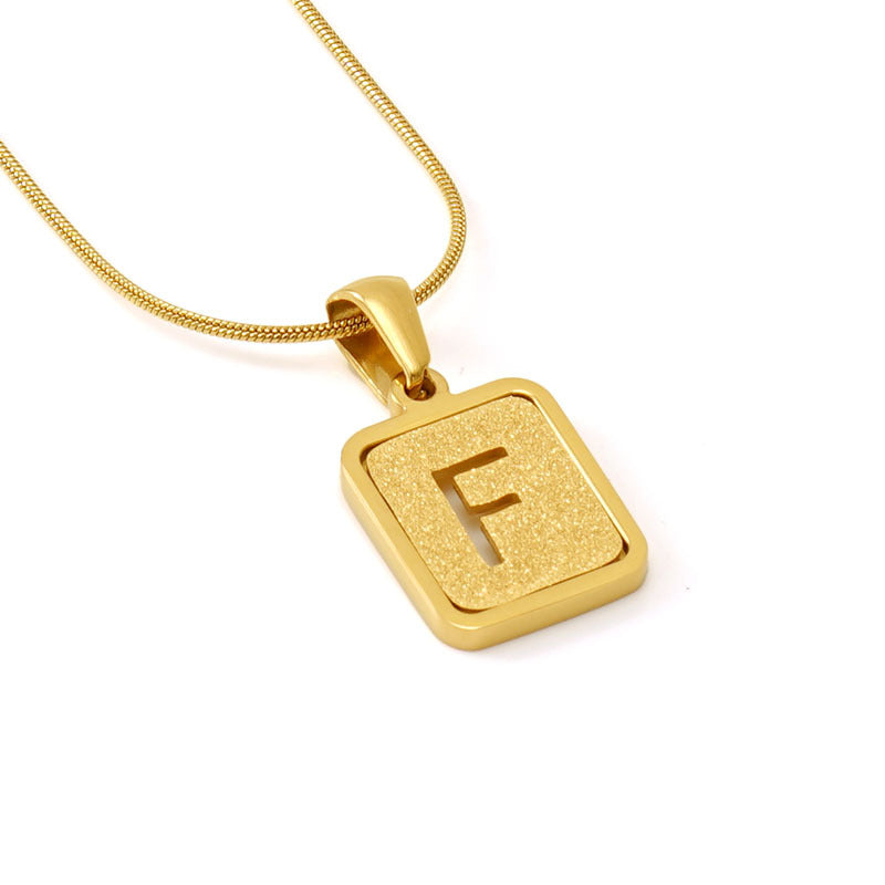 Personalized 18K Titanium Steel Letter Pendant Necklace Elegant Snake Bone Chain Sandblasted Finish Fashion Accessory