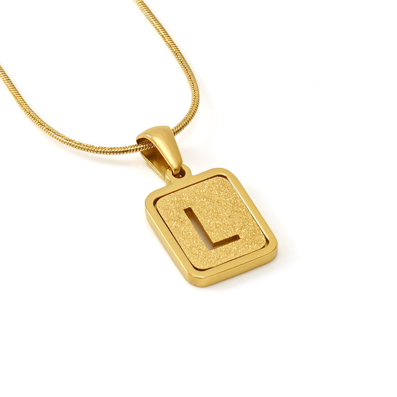 Personalized 18K Titanium Steel Letter Pendant Necklace Elegant Snake Bone Chain Sandblasted Finish Fashion Accessory