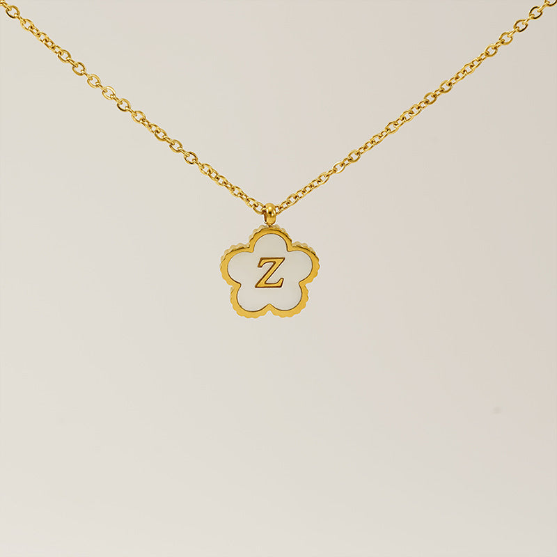 Titanium Steel Five-Petal Flower 18K 26-Letter Shell Pendant Necklace Personalized Initial A B C D Jewelry