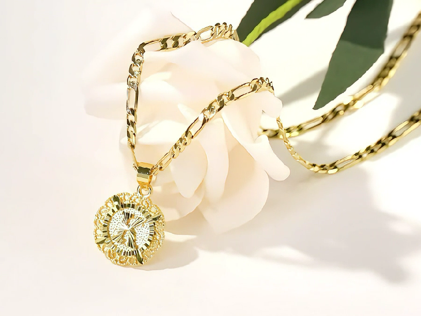 KissYan 14K Yellow Gold Plated Initial myah lh Necklace with Round Letter Pendant, Capital Monogram Alphabets A-Z, Unisex Casual Accessory Cuban Link Chain Cuban Link Chain Cuban Link Chain