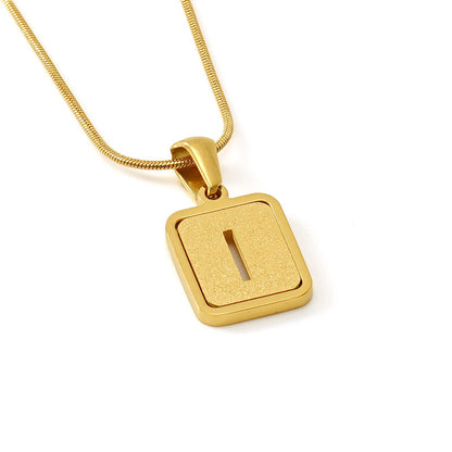 Personalized 18K Titanium Steel Letter Pendant Necklace Elegant Snake Bone Chain Sandblasted Finish Fashion Accessory