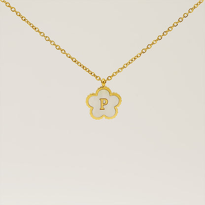 Titanium Steel Five-Petal Flower 18K 26-Letter Shell Pendant Necklace Personalized Initial A B C D Jewelry