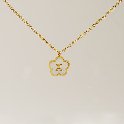Titanium Steel Five-Petal Flower 18K 26-Letter Shell Pendant Necklace Personalized Initial A B C D Jewelry