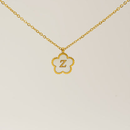 Titanium Steel Five-Petal Flower 18K 26-Letter Shell Pendant Necklace Personalized Initial A B C D Jewelry